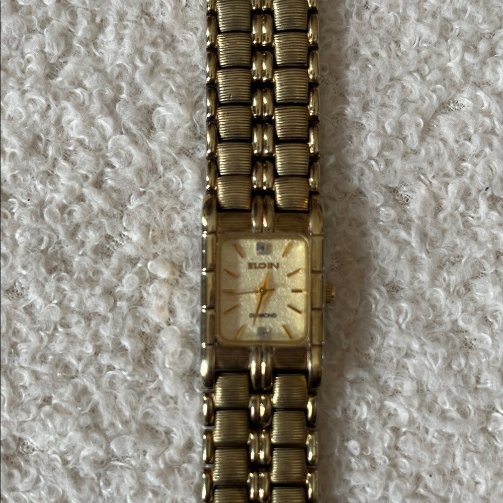 Elgin Gold Watch with Metal Band